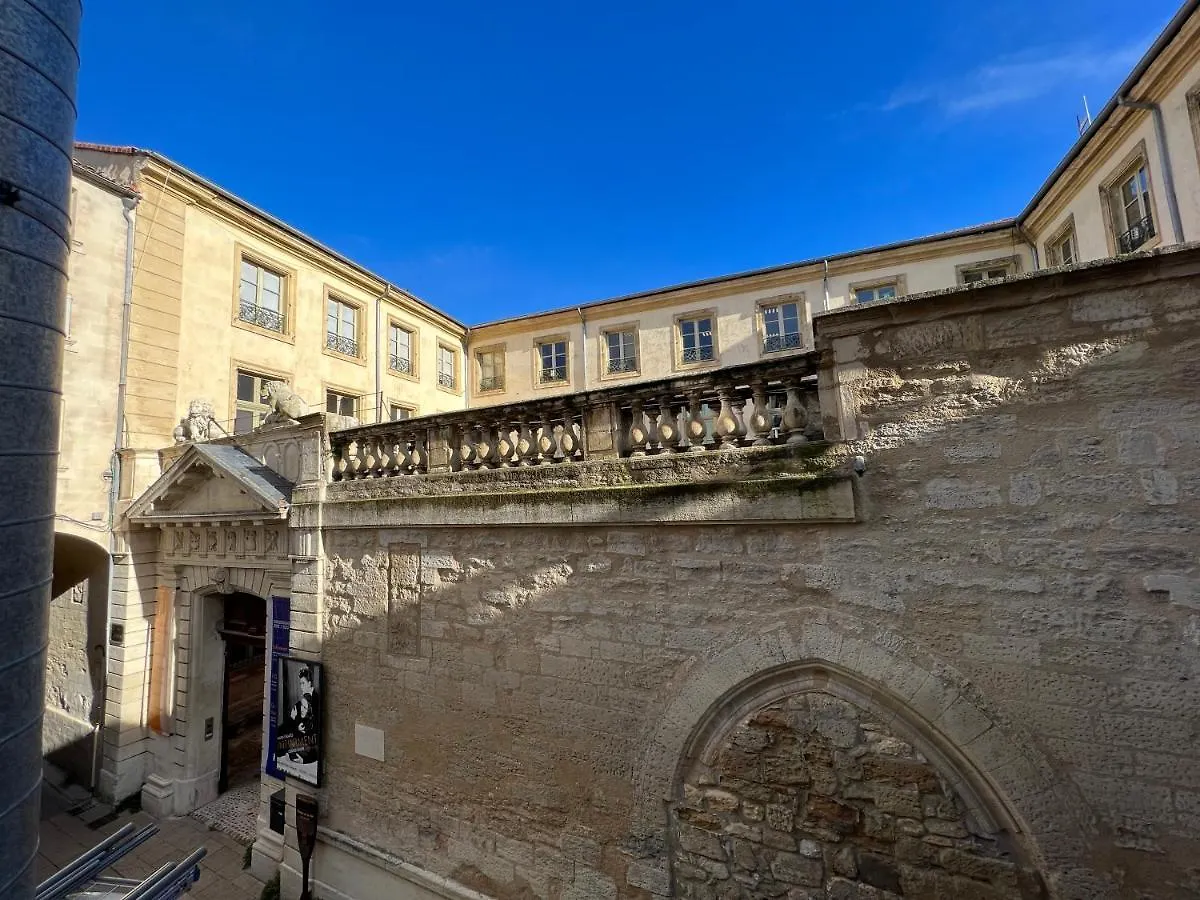 La Cachette De L'Horloge - Ac Clim - Wifi - 100M Palais Des Papes Apartment Avignon France